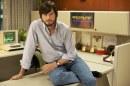 jOBS: prima foto ufficiale di Ashton Kutcher, il film sarà al Sundance Film Festival